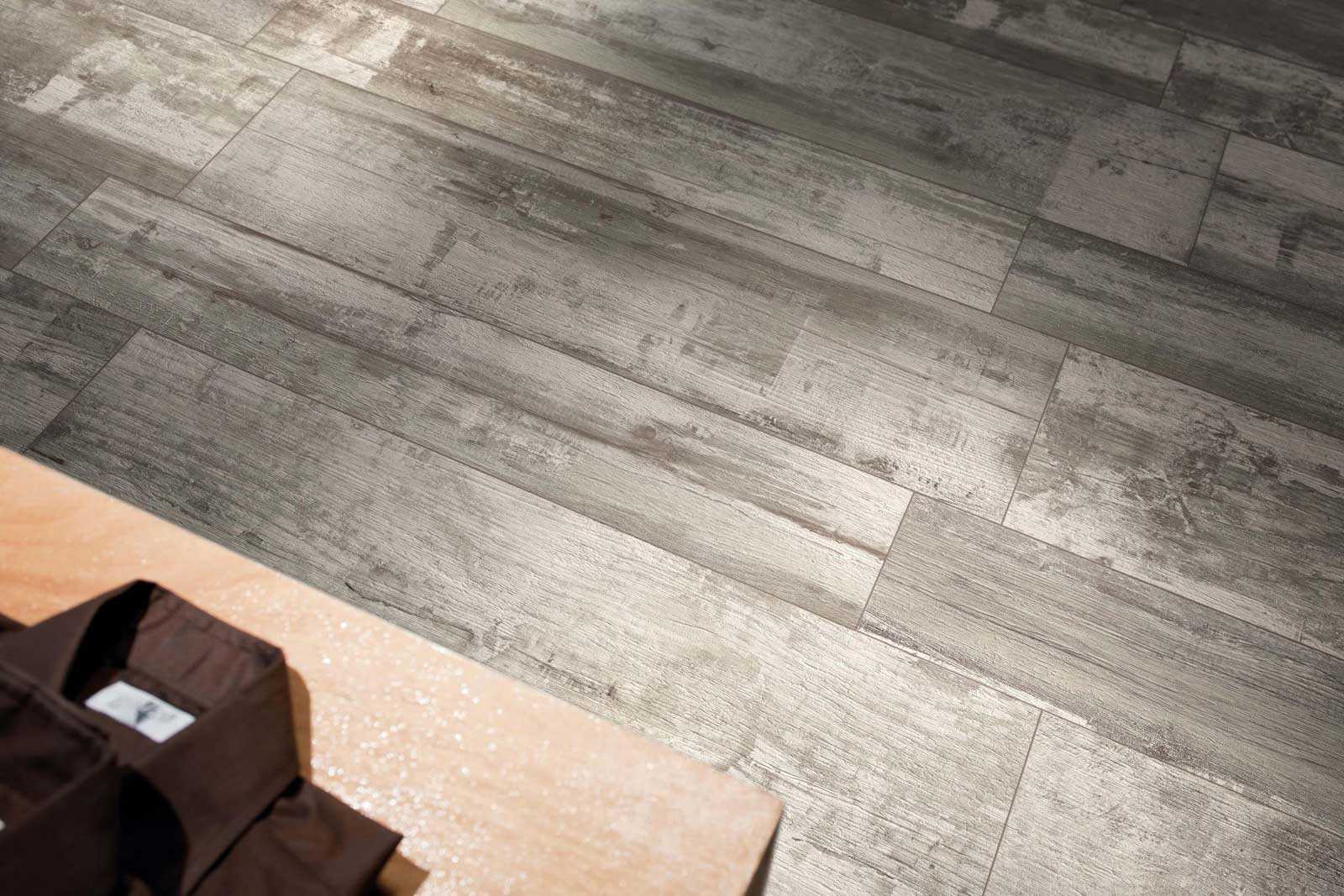 Venis hampton beige. керамогранит northwood c-nw4m012d. под серое дерево. керамогранит 60/120 amazonia. керамогранит alpina wood 15х60 серый 892920.