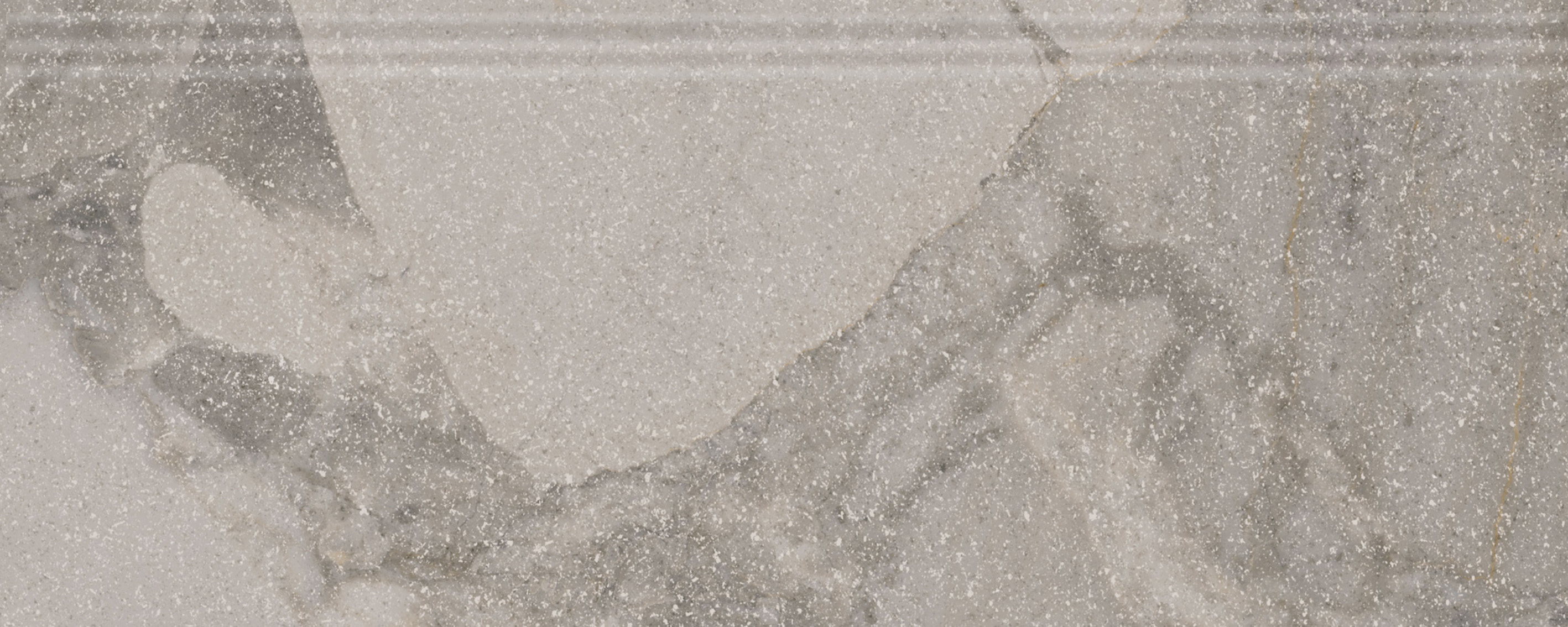 KML2FMF002BR Плинтус Рабат Стоун серый матовый обрезной 30x12x1.3 - фото 3