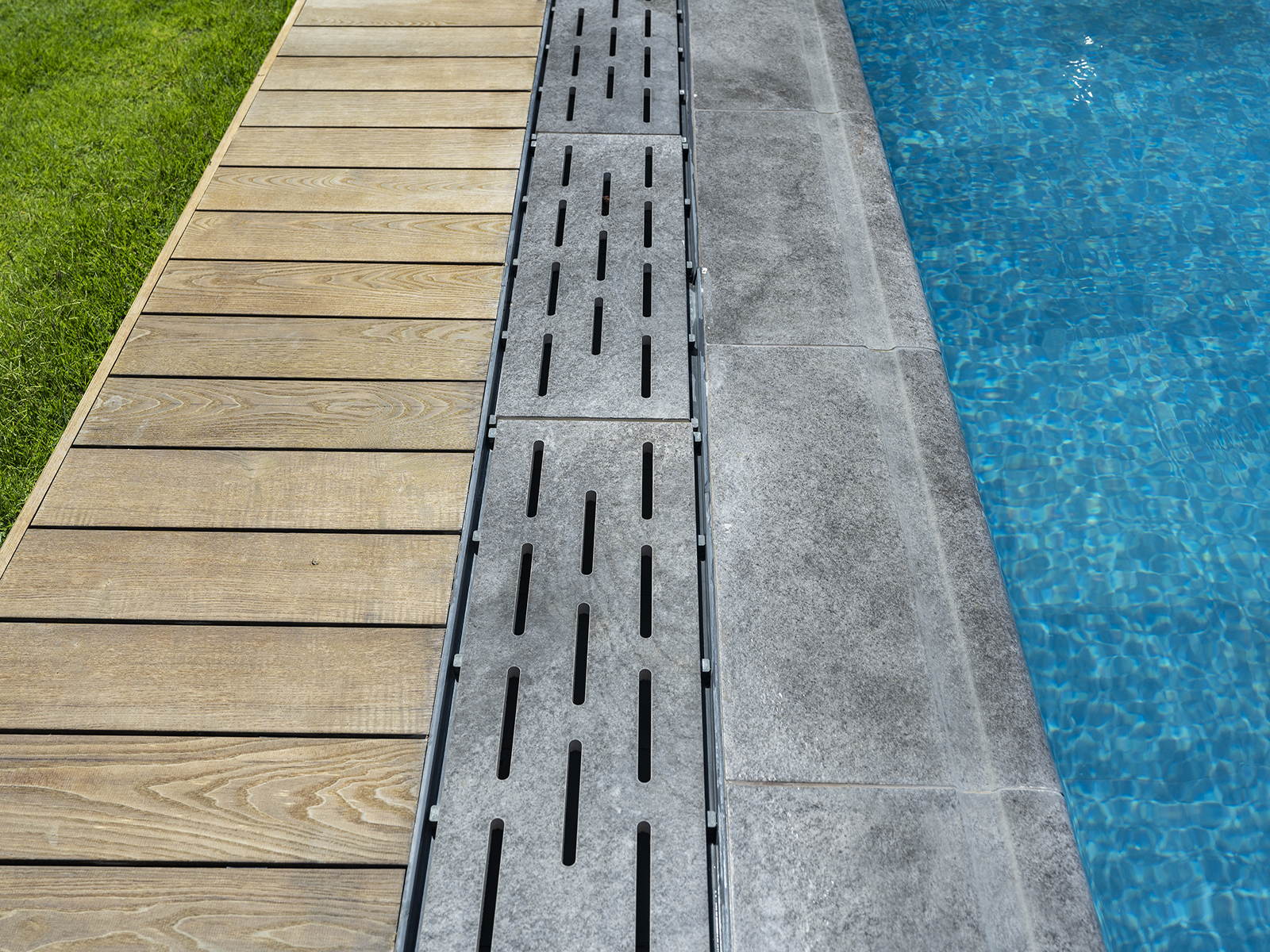 Бордюр Terrace Antislips Natural Series Угол фарфорового поручня внутренний 90 Natural Mocha 25x50 - фото 52