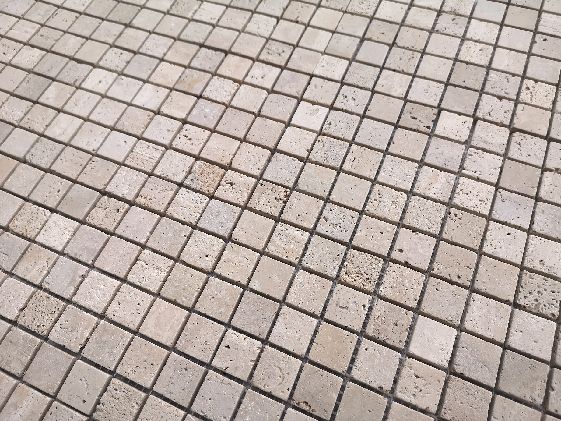 На пол Pietrine Travertino Beige MAT 23x23x7 - фото 2