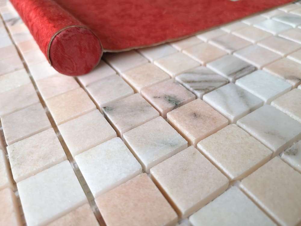 На пол Pietrine Travertino Silver MAT 15x15х4 - фото 3