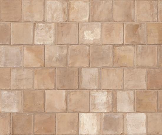 На пол Trail18 TCOT EMI18 20