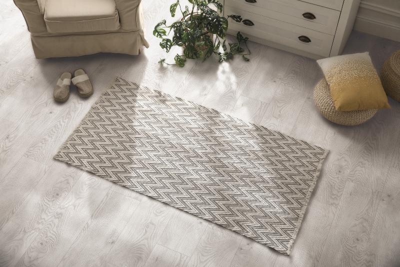 Глобал Тиле Sandra