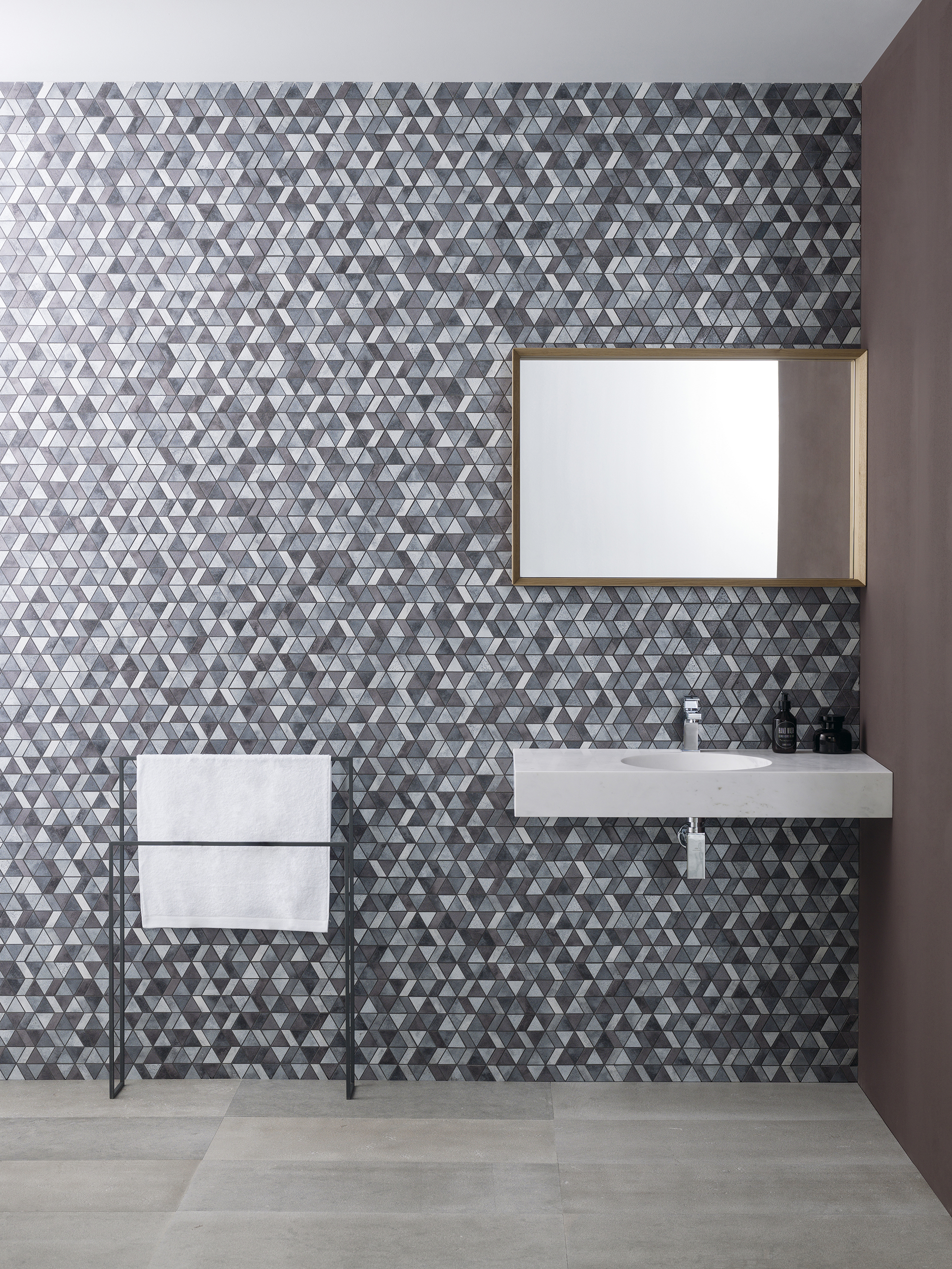 L'Antic Colonial Universe