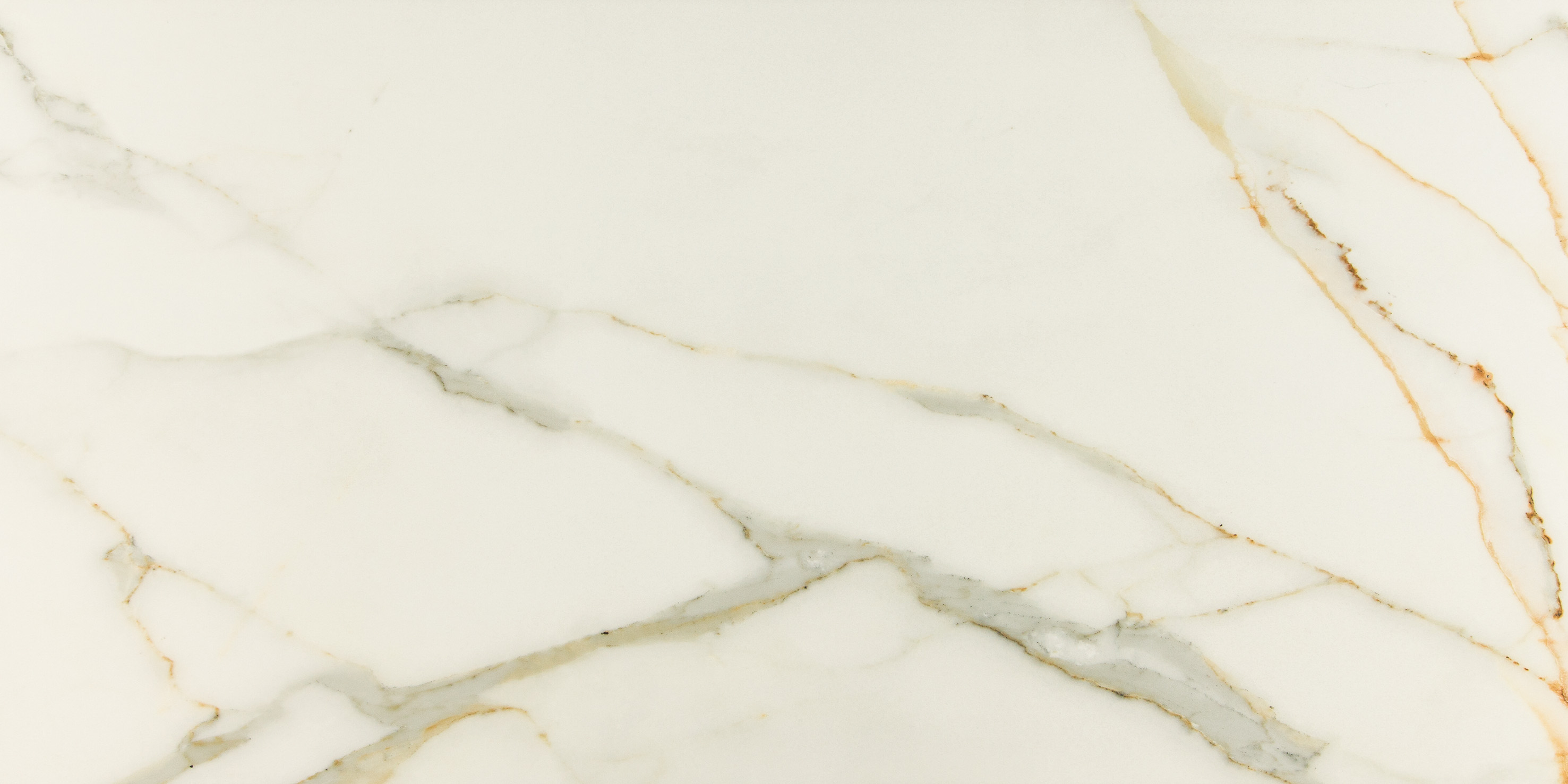 30620520001100 На пол Royal Calacatta Rektifiye Parlak Nano