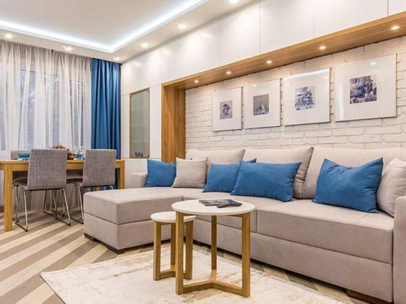 Феодал Кирпич Мирский