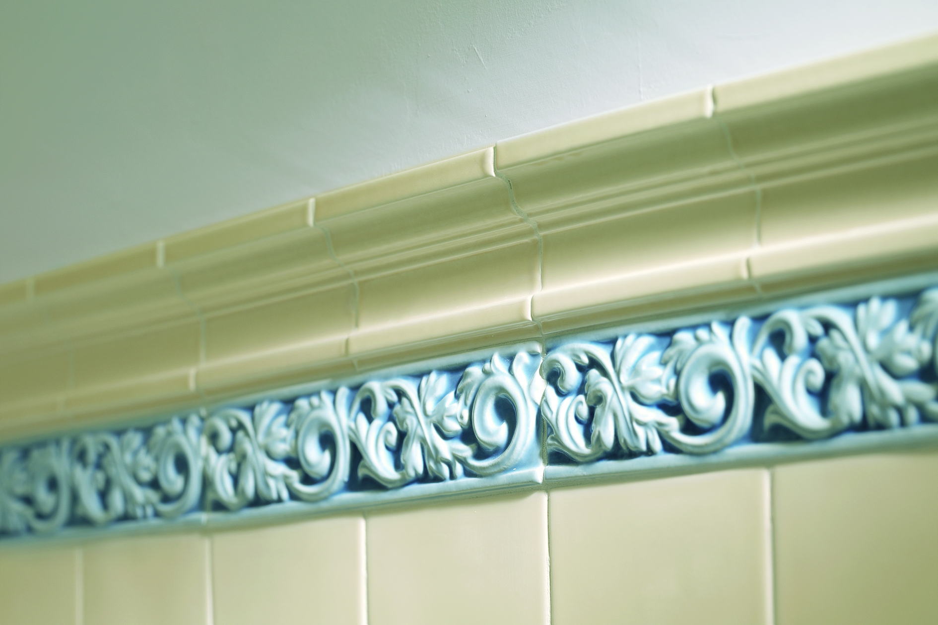 ES06 На стену Essenze Genziana 13 - фото 8