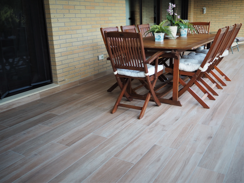 970466 Ступень Rodeno Peldano Redondo 120 Roble Liso 33x120 - фото 4