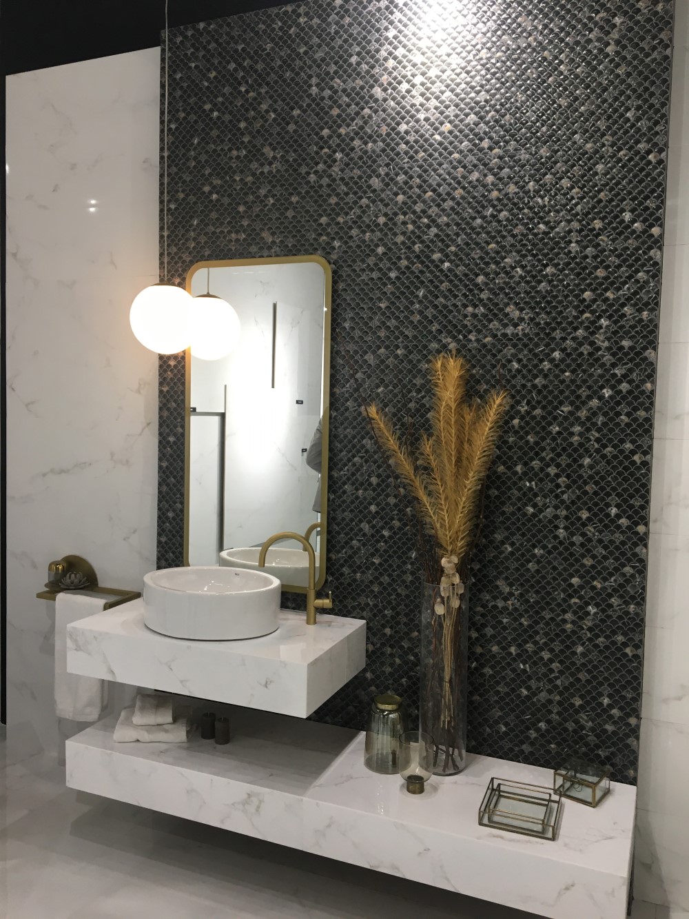 На стену Lucia Mos Lucia Negro R - фото 9