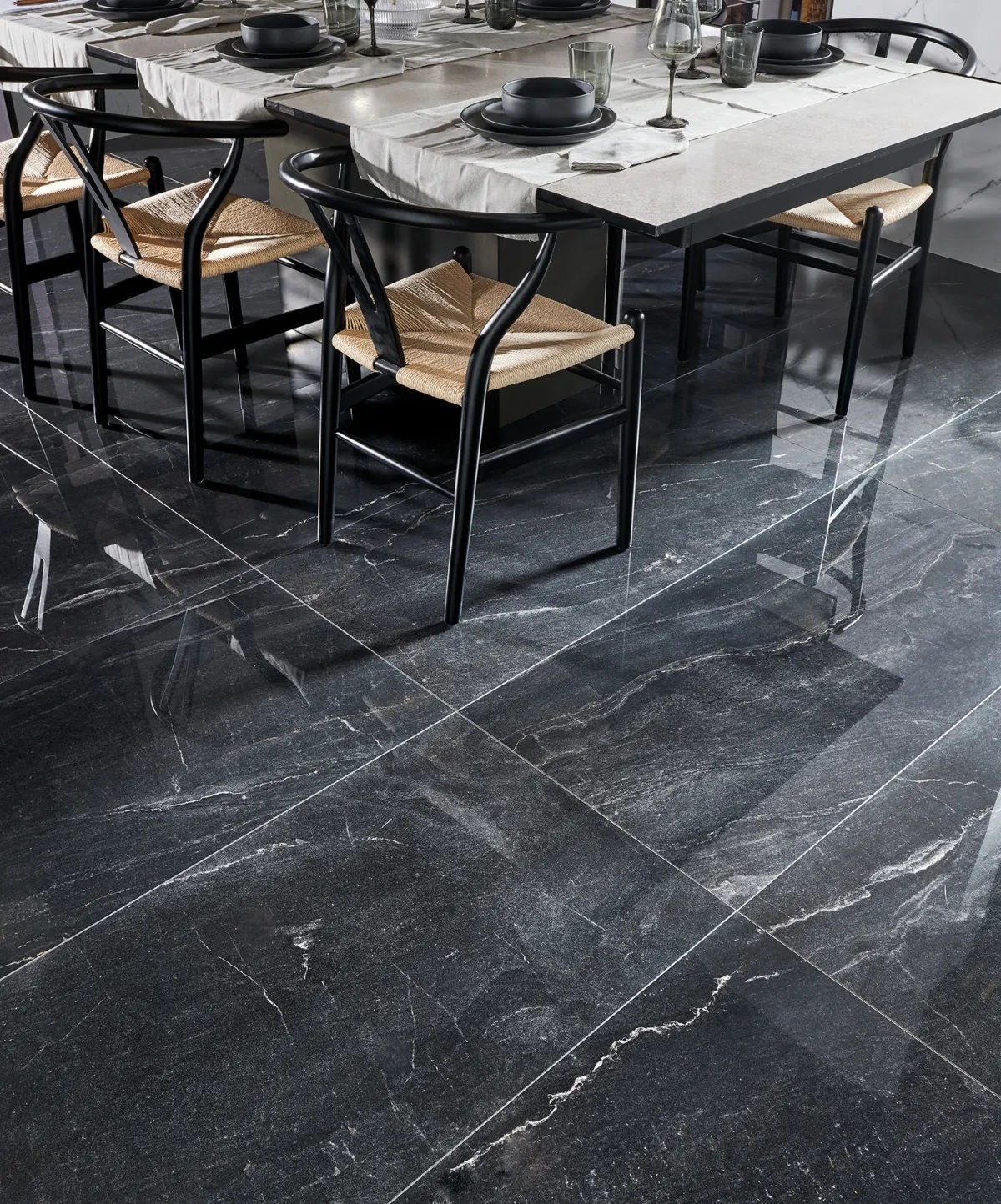 На пол Idyllic Fior Di Bosco Grey Honed - фото 39