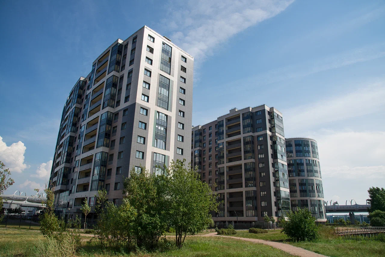 UF023MR На пол Моноколор Насыщенно-красный Матовый - фото 9