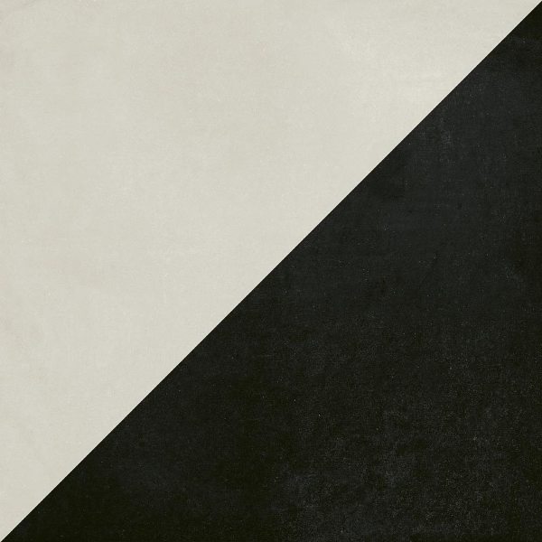 4100532 На пол Futura Half Black