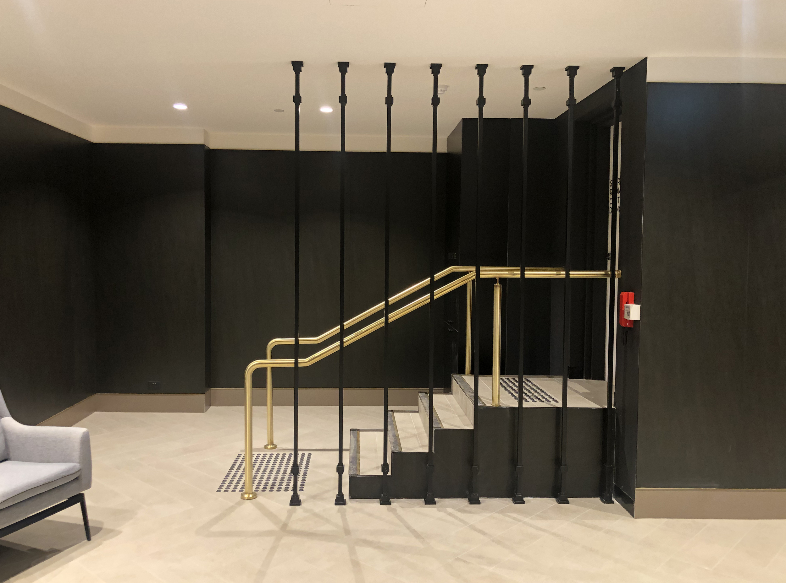 На пол Obsidian Black Matt Спеченный камень 1600x3200x12 - фото 5