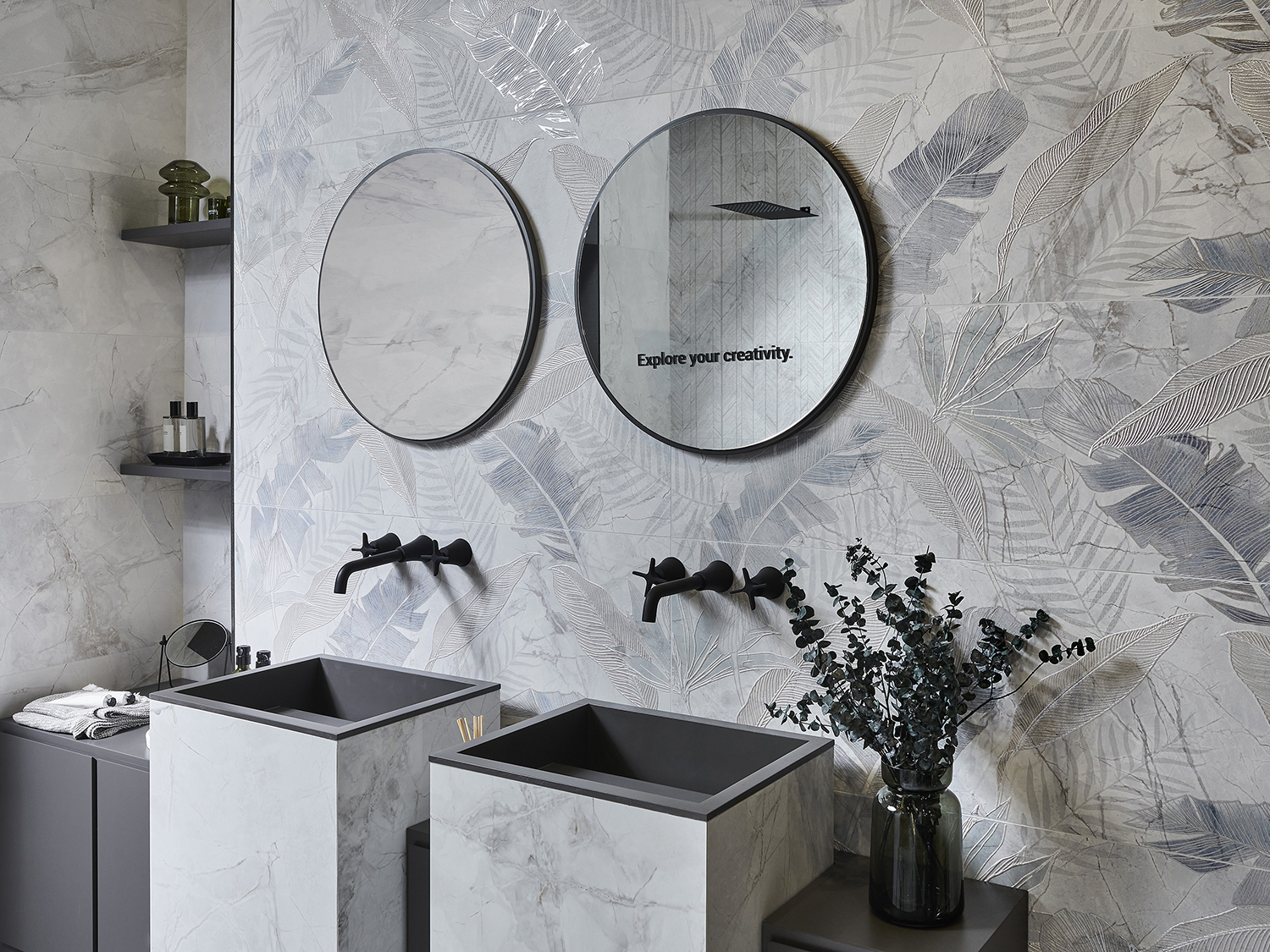 Ibero Mystic Invisible