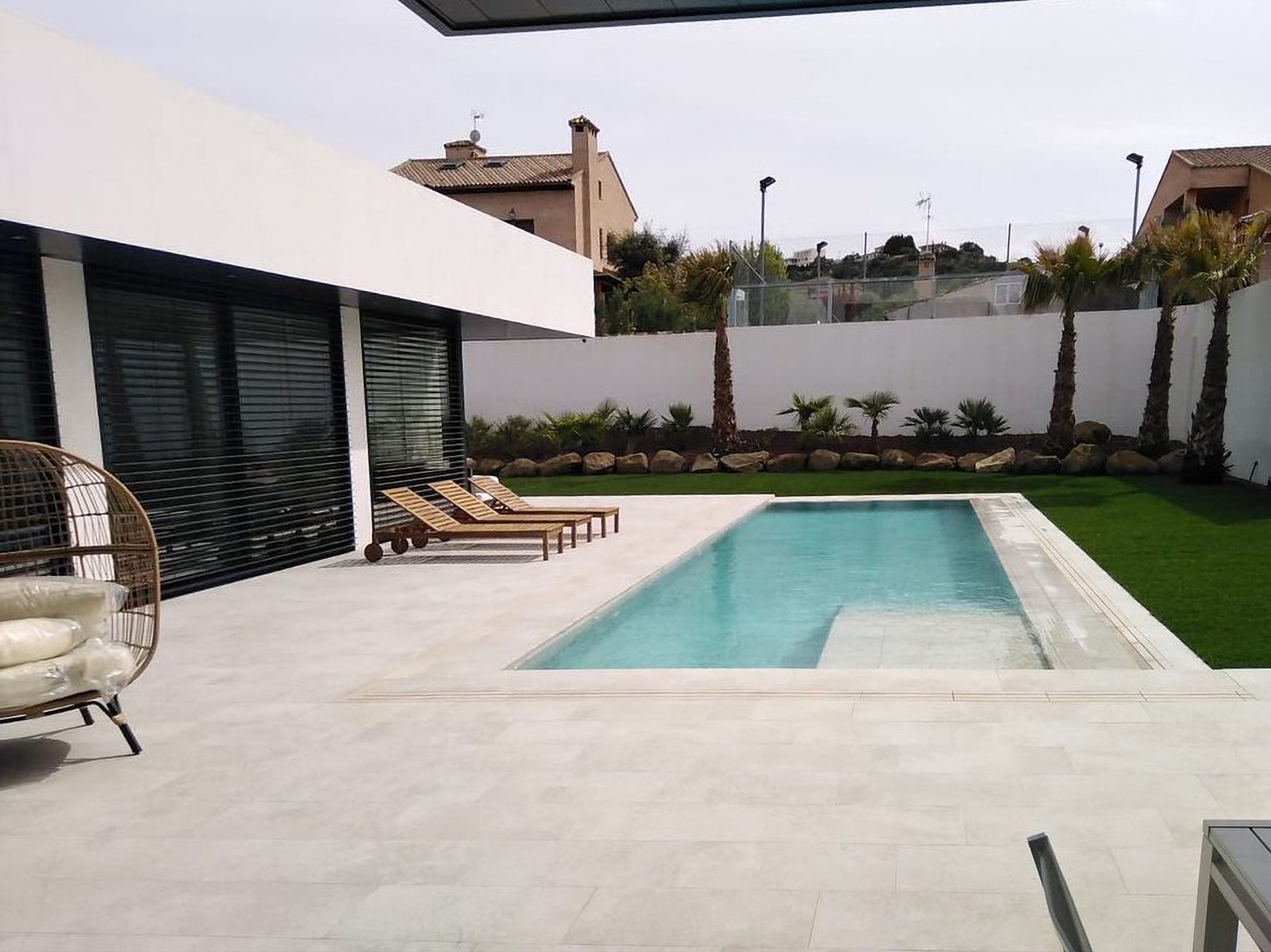 Ceramica Mayor Crosscut