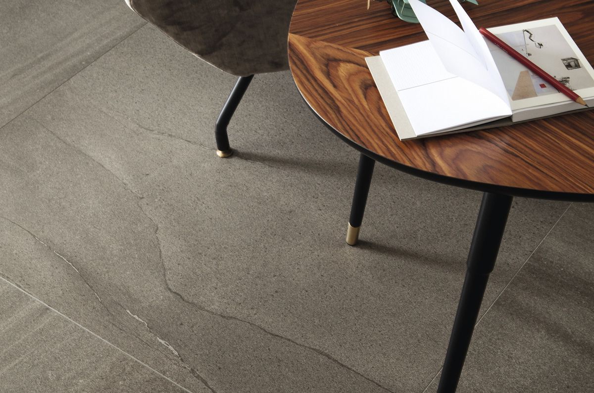 UP6S310442 На пол Ultra Pietre Basaltina Antracite Soft 6 mm 100x300 - фото 9