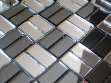 Мозаика Deco SD42-5 зеркальная на сетке (4.2x2) 26.2x26.2